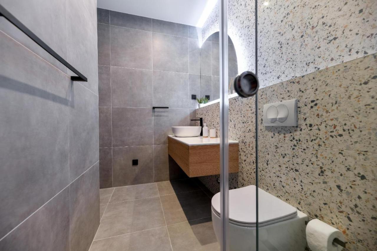 Maris Accommodation By Belmont Realty Zadar Eksteriør billede