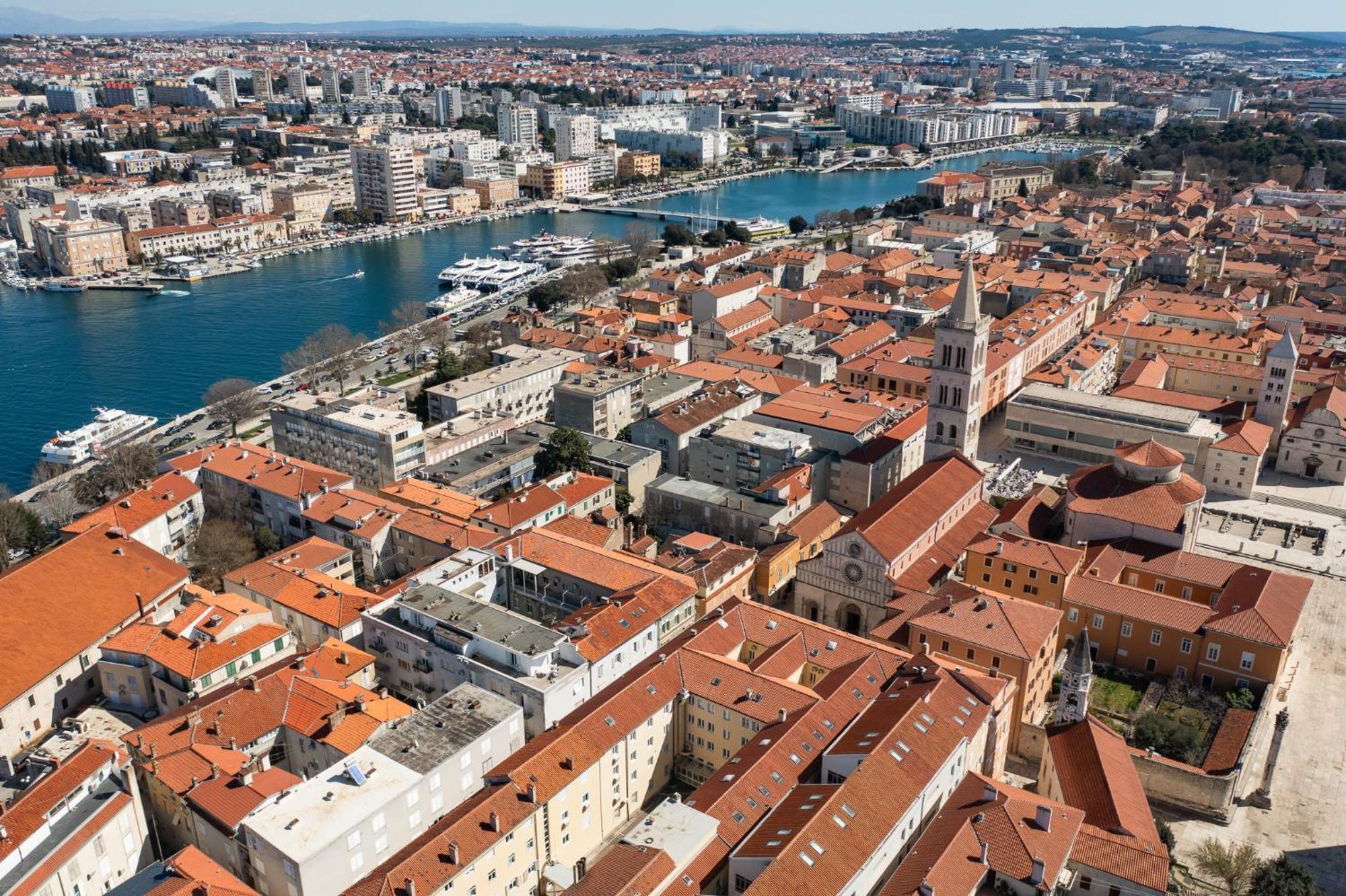Maris Accommodation By Belmont Realty Zadar Eksteriør billede